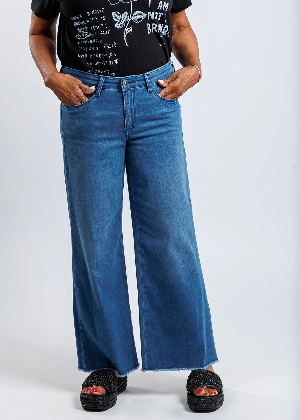 Dream Wide Crop Wonderlight Jeans - Denim Simple Cut