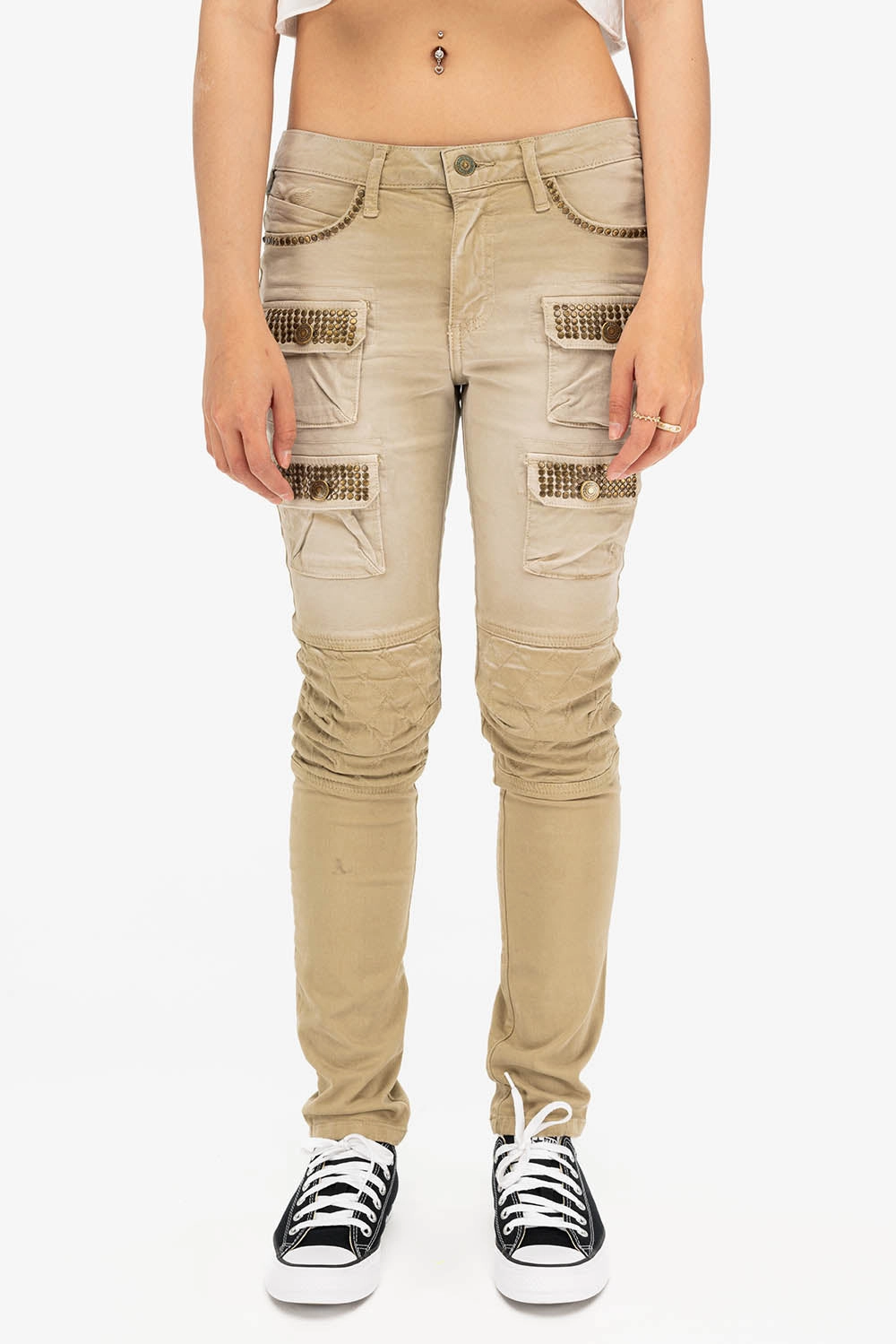 Popular Option ROBIN'S WOMENS SKINNY UTILITARIAN JEANS IN SULFUR SAND WASH WITH STUDS