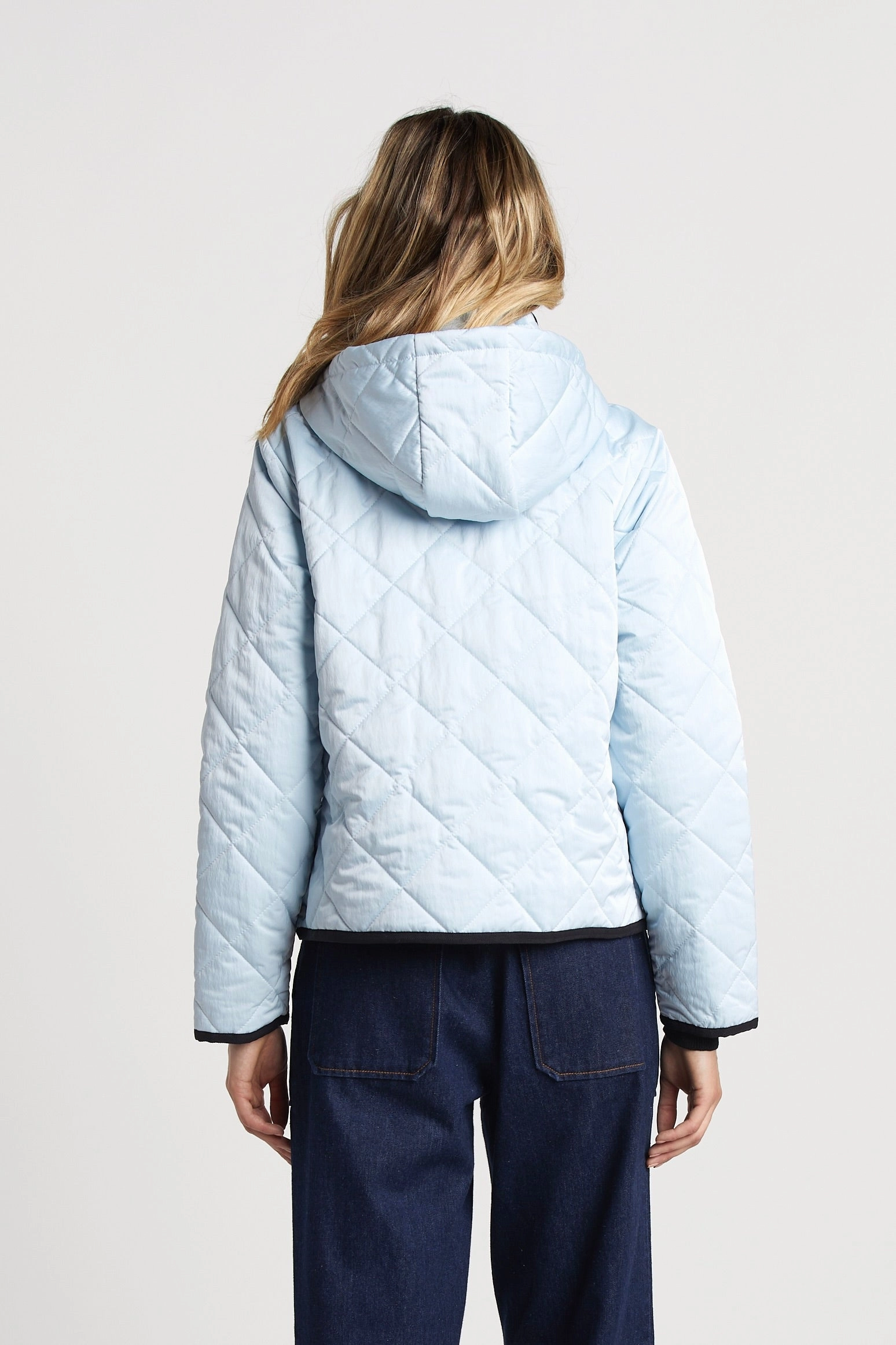 Recycled Material Construction Shelby Short Quilted Hooded Jacket - Ice Blue
