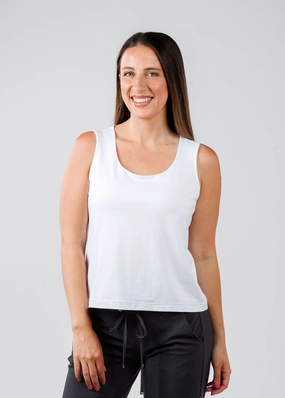 Simple Style Sleeveless Scoop Tank - White