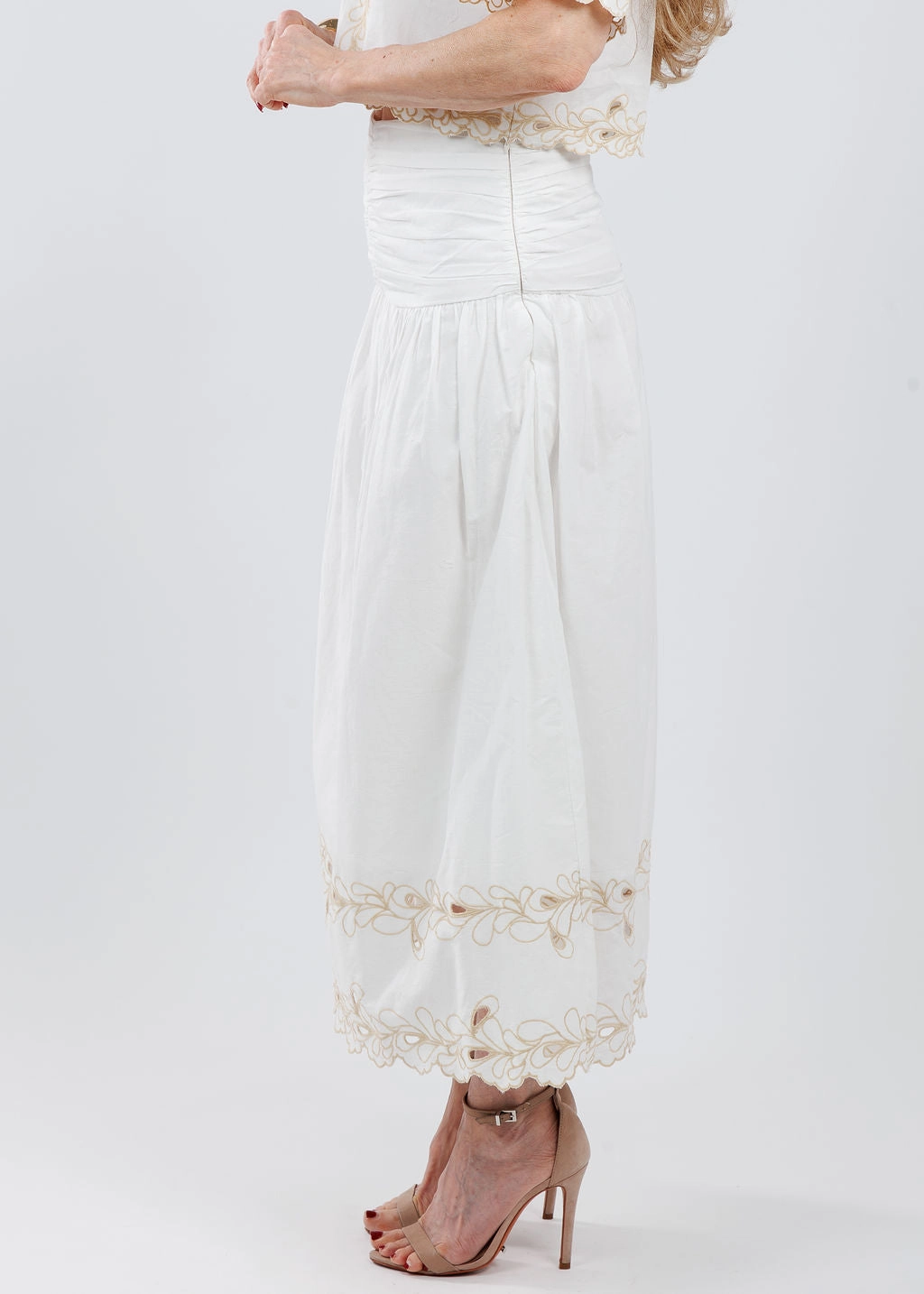 Sustainable Fabric Texture Play Sol Skirt - White