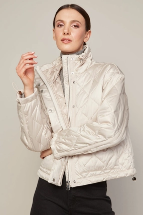 Anti Static Inner Layer CompressionPackableFabric Billie Drop Shoulder Quilted Jacket With Twill Tape Detail - Birch