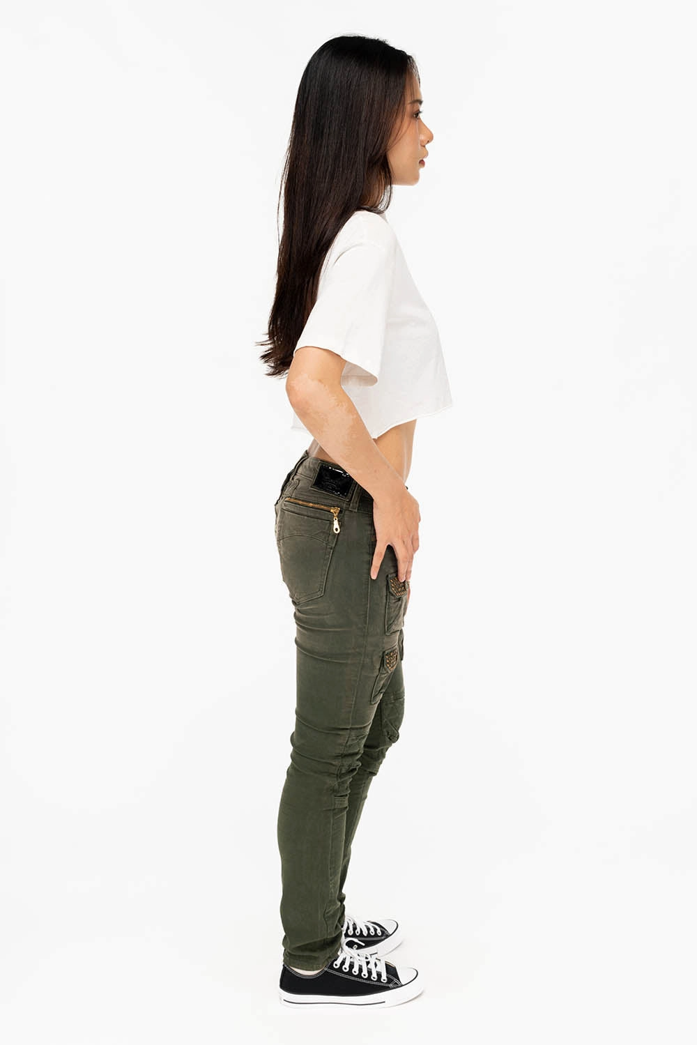 Timeless Fashion Timeless casual ROBIN'S  WOMEN'S SKINNY UTILITARIAN JEANS IN SULFUR GREEN ARMY WITH STUDS AND CRYSTALS