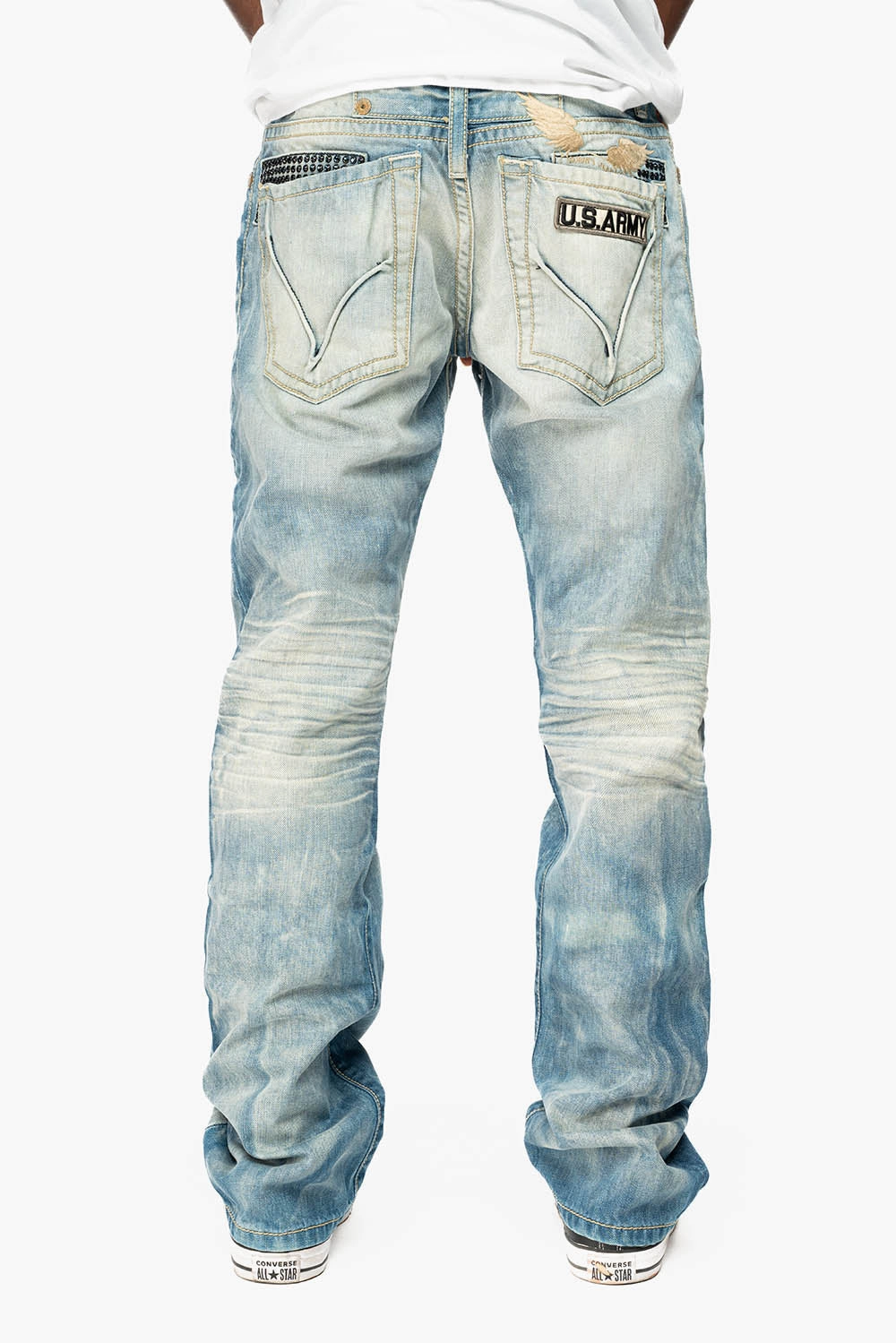 STRAIGHT CUT JEANS LIMITED EDITION IN AQUARAMA WASH EMBELLISHED WITH  CRYSTALS AND ROBINS WING EMBROIDERY Sustainable Weekend Getaway