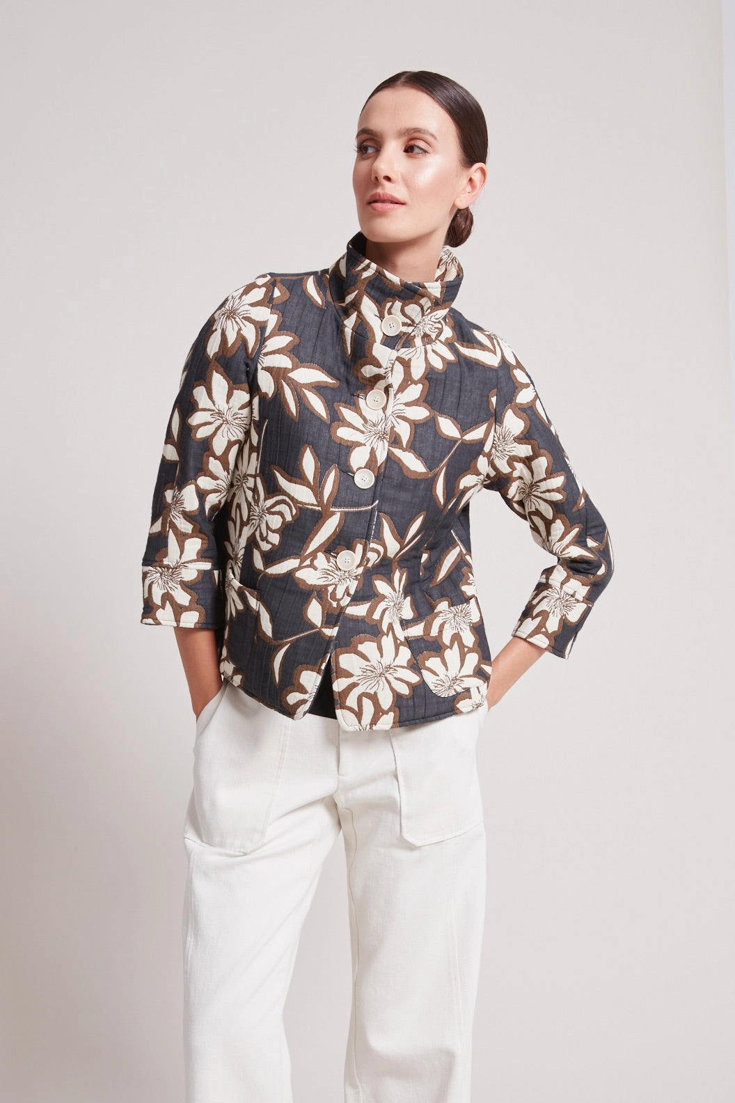 Tenley Quilted Jacquard Jacket - Creamy Floral Slim Fit Design AntiPillingFinish