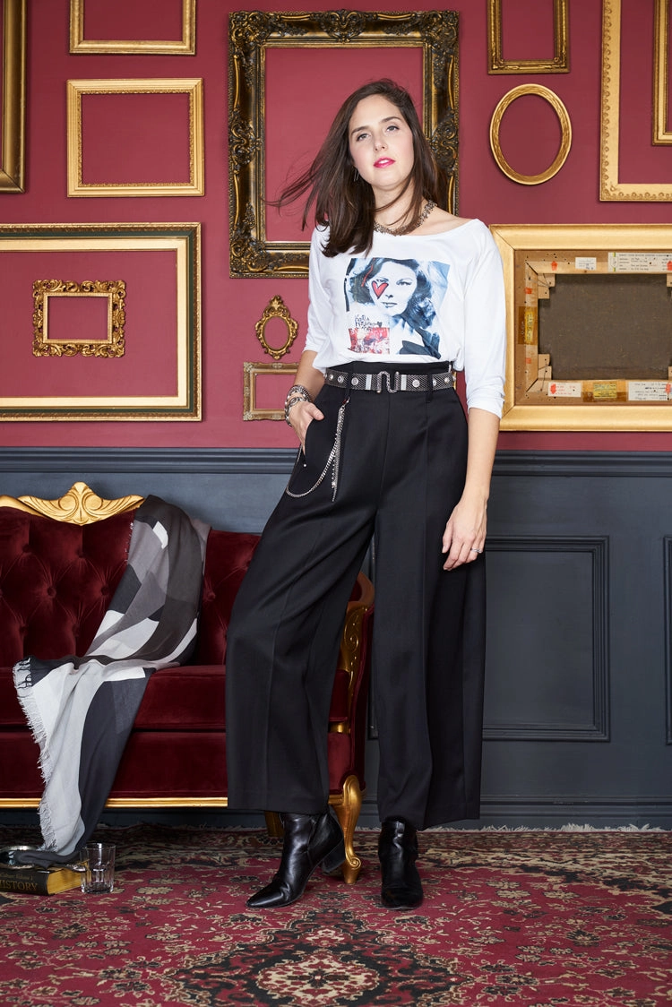 The Bailey 3/4 Sleeve Tee - The Hepburns Stretch Material Tailored Cut