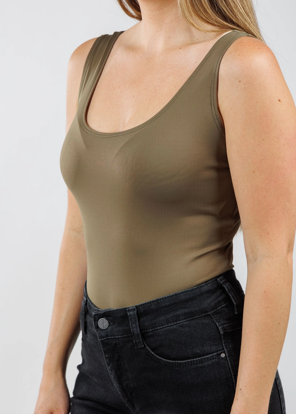 Distressed finish The Classic Micro Tank - Olive