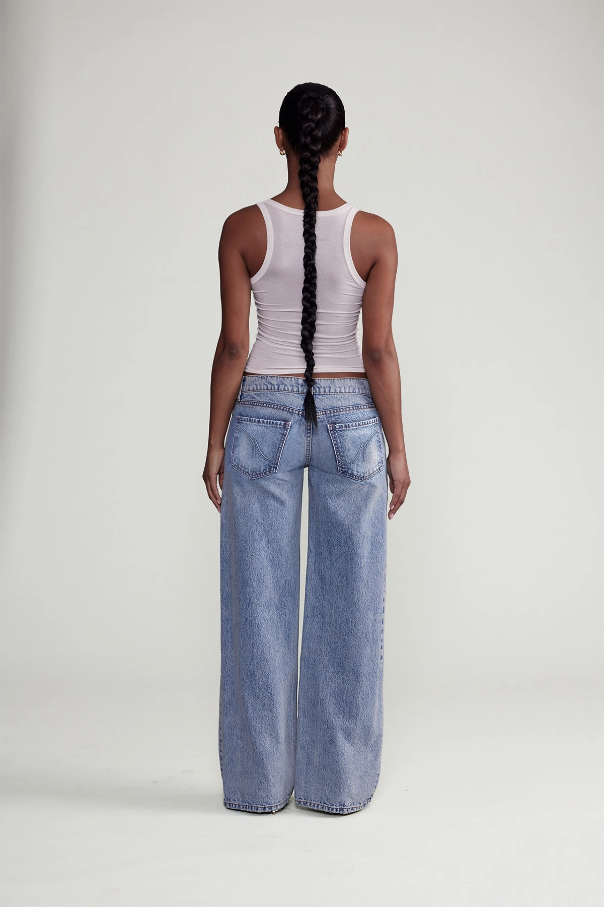 TLC / EPISODE 2 Durable Stitching