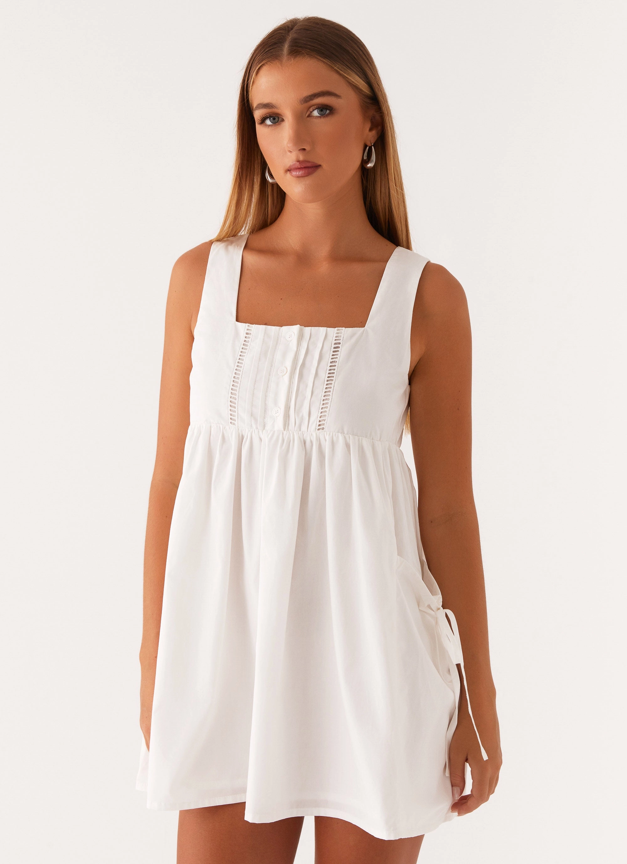 Ottoline Babydoll Mini Dress - White Casual Must-Have
