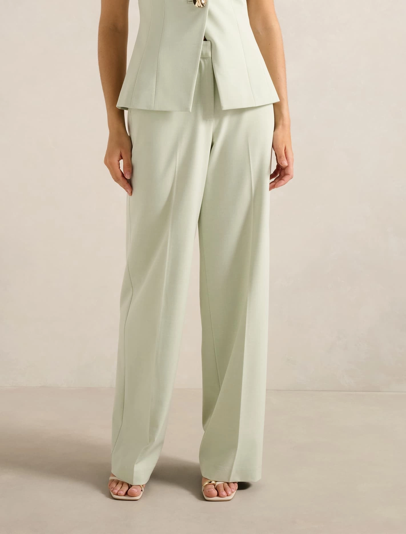 Layer Friendly Core Essential Veda Wide Leg Pants