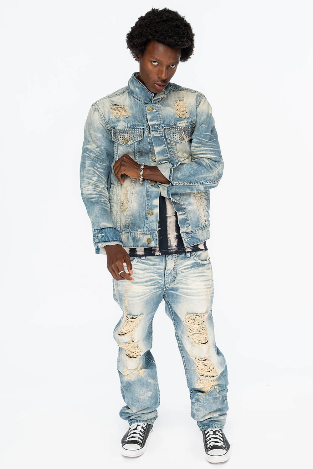 VINTAGE INDIGO DISTRESSED ,RIPPED JEAN JKT WITH WHITE CONTRAST STICH IN OMAHA BROKEN WASH WITH CRYSTALS Windproof Construction Very Cold