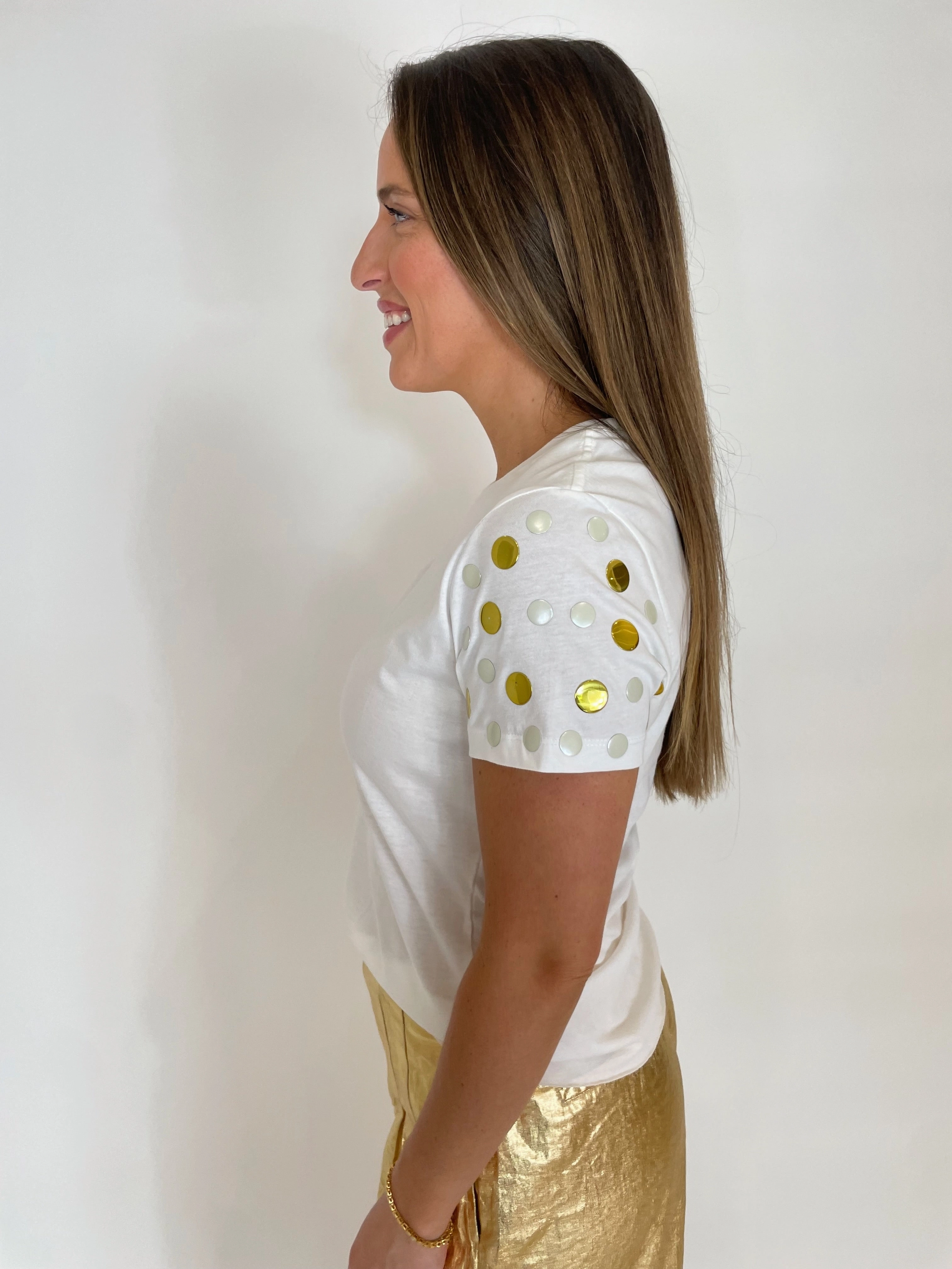 Luxurious Feel Lakeside Relaxation Short Sleeve Stud T-Shirt - White/Pearl/Gold