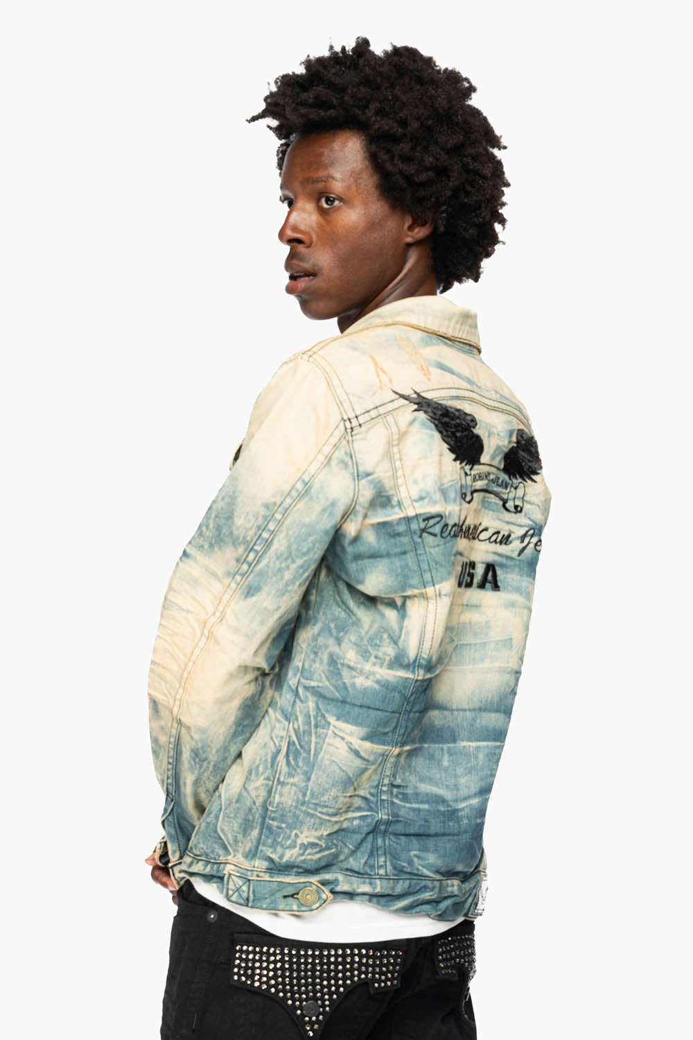 VINTAGE LIGHT BLUE JACKET WITH CONTRAST STITCHING  AND BLACK EMBROIDERED LOGO WINGS Cozy Design