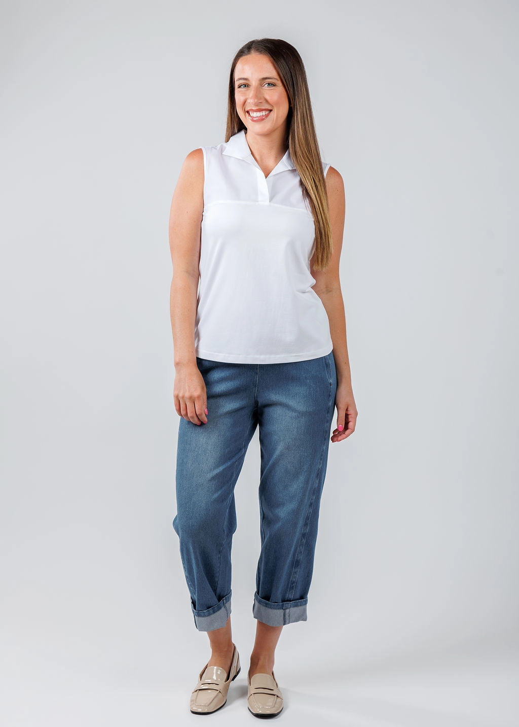 AntiStaticTreatment Winslet Cuffed Barrel Crop Denim - Mid Wash