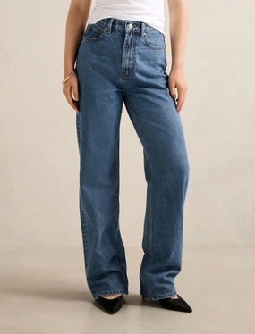Cloe Straight Leg Jeans Relaxed Comfort Fit
